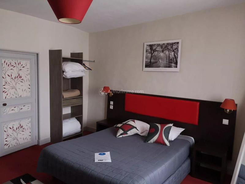 Hôtel particulier - 834 m² - 13 pièces