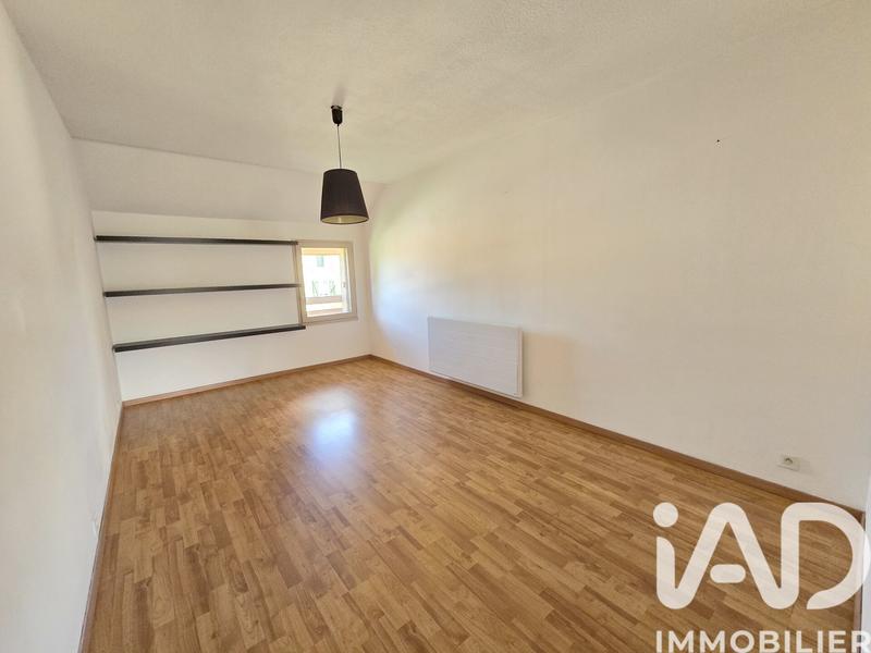 Appartement - 96 m² - 5 pièces