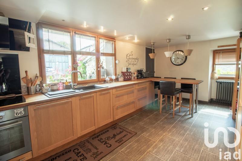 Maison - 175 m² - 7 pièces