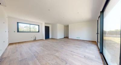 Villa - 120 m² - 4 pièces