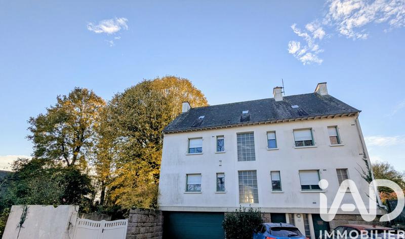 Maison - 200 m² - 9 pièces