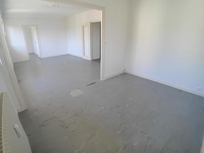 Appartement ancien - 84 m² - 5 pièces