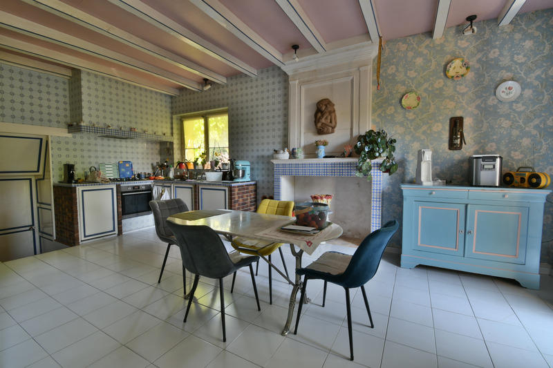 Maison - 195 m² - 6 pièces