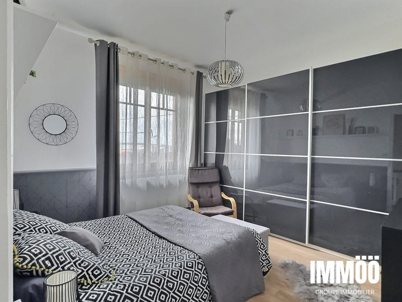 Maison - 104 m² - 5 pièces