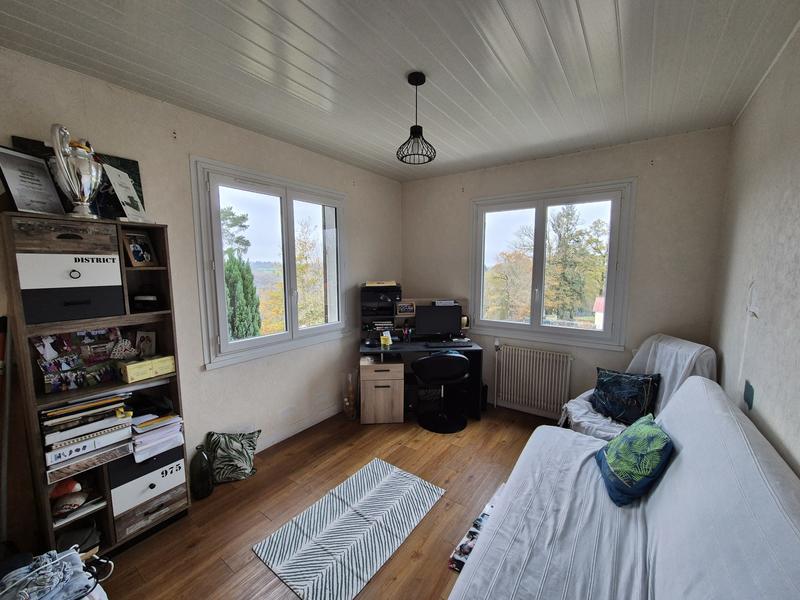 Maison - 166 m² - 8 pièces