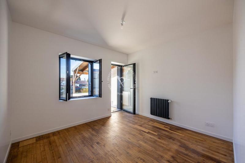 Maison ancienne - 192 m² - 9 pièces