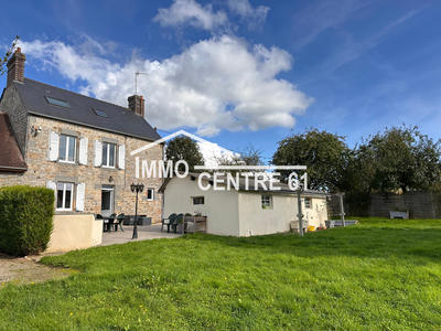 Maison - 105 m² - 5 pièces