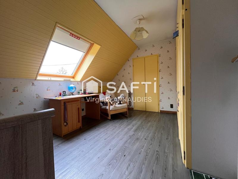 Maison - 143 m² - 8 pièces