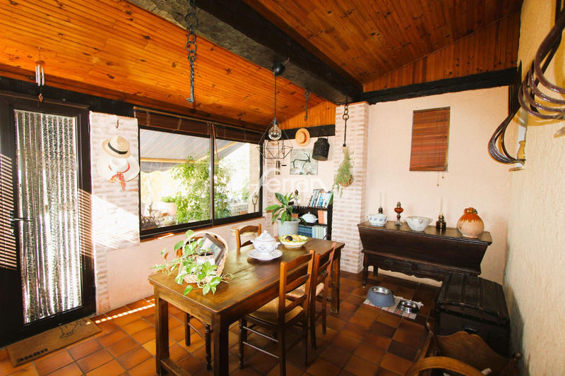 Maison - 206 m² - 6 pièces