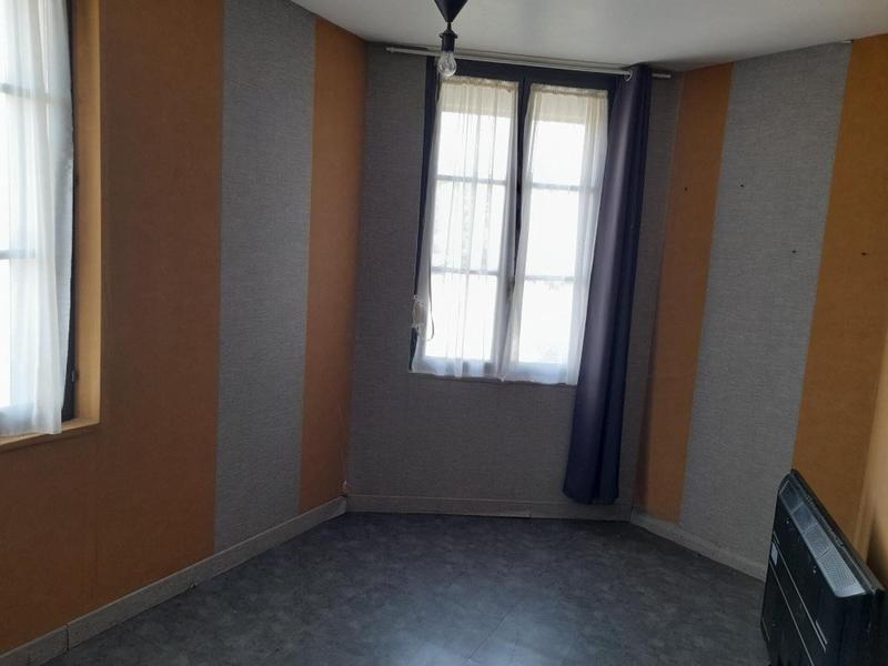 Maison - 80 m² - 5 pièces