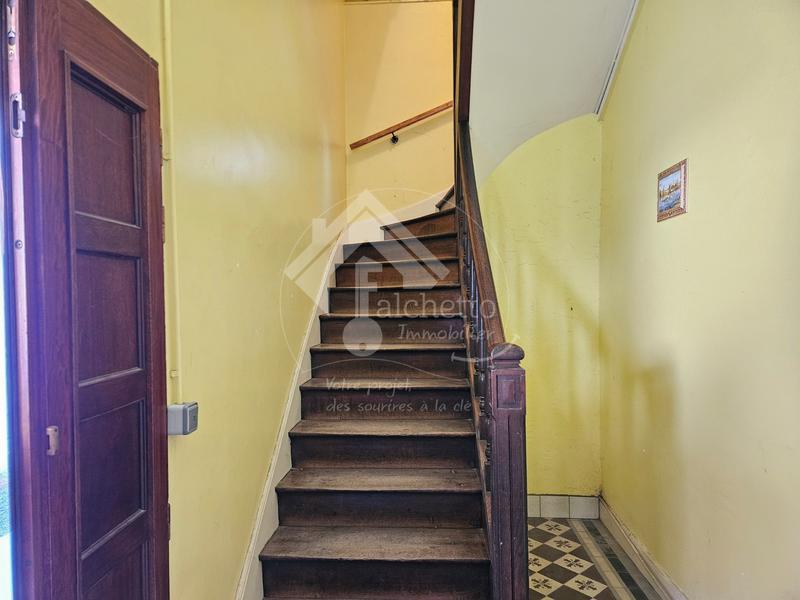 Propriété - 388 m² - 16 pièces