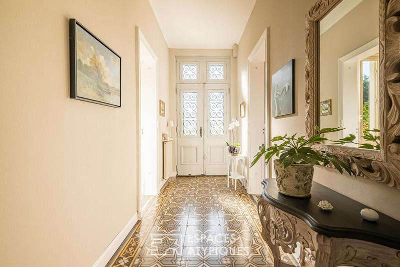 Maison de maîtres - 215 m² - 8 pièces
