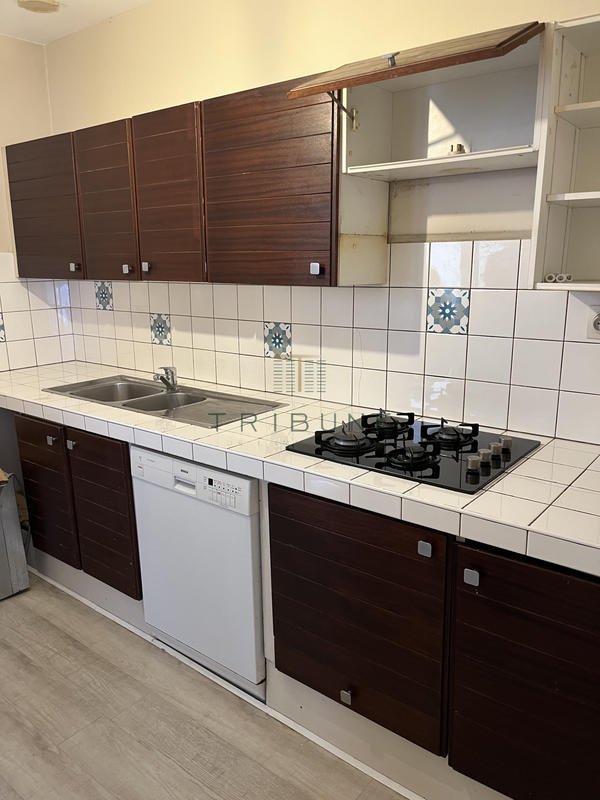 Immeuble - 278 m² - 12 pièces