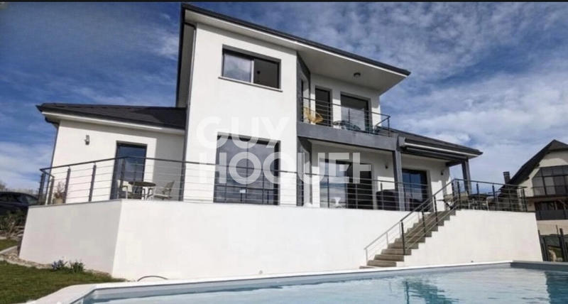 Maison - 130 m² - 5 pièces