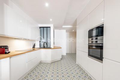 Duplex - 127 m² - 6 pièces