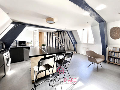 Appartement - 92 m² - 6 pièces