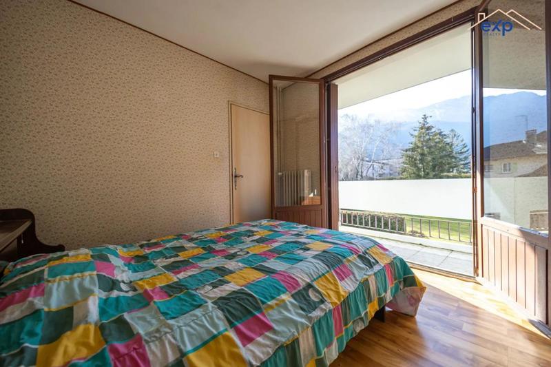 Appartement - 91 m² - 6 pièces