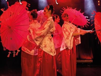 Déjeuner spectacle : Autour du monde