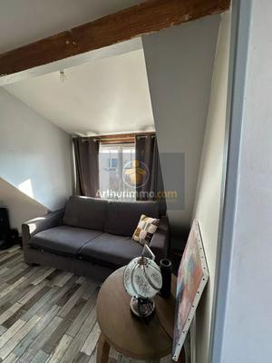 Maison - 225 m² - 12 pièces