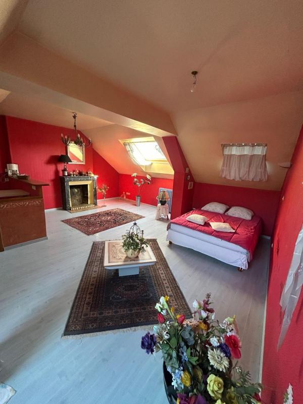 Maison - 180 m² - 5 pièces