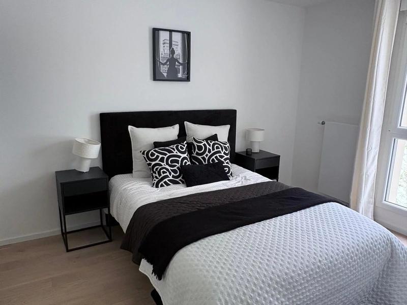 Appartement - 100 m² - 4 pièces