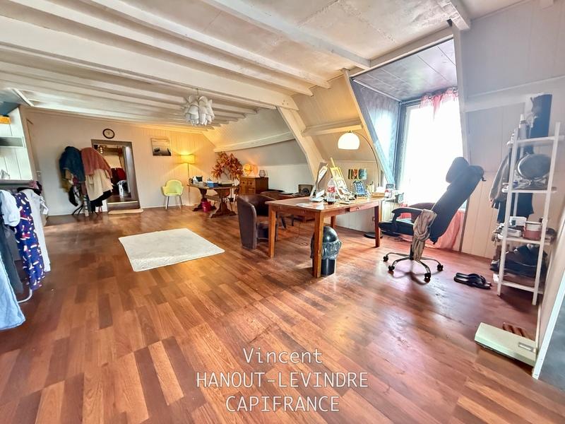 Maison - 259 m² - 12 pièces
