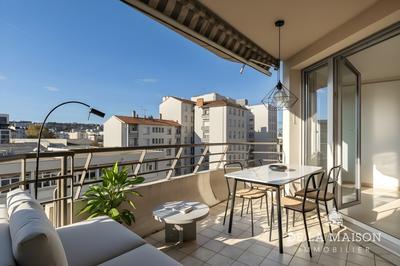 Appartement - 91 m² - 4 pièces