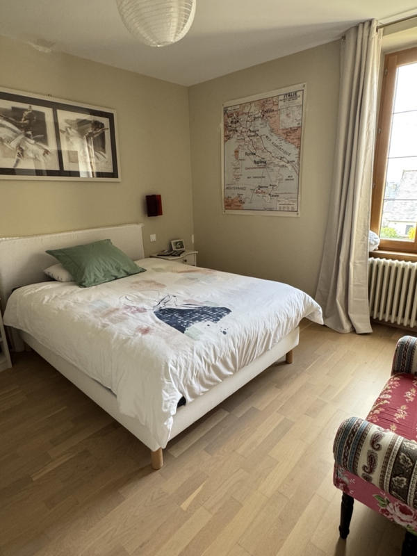 Maison - 180 m² - 7 pièces