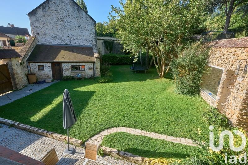 Maison - 196 m² - 7 pièces