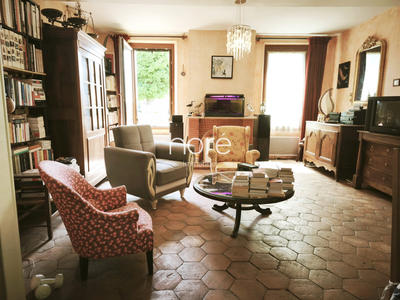 Maison ancienne - 213 m² - 9 pièces