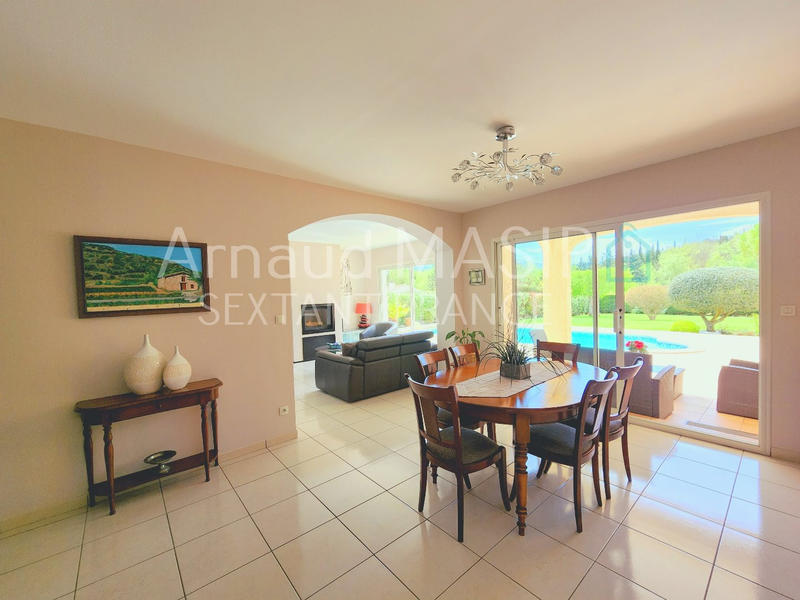 Maison - 152 m² - 6 pièces