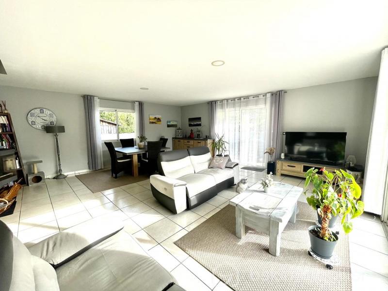 Villa - 148 m² - 6 pièces