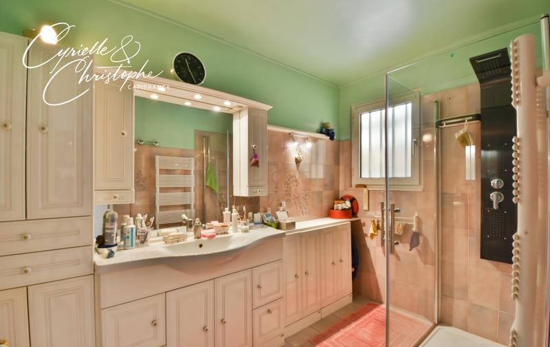 Villa - 155 m² - 5 pièces