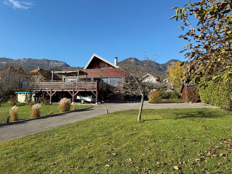 Maison - 211 m² - 5 pièces