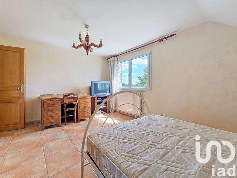 Maison - 204 m² - 7 pièces