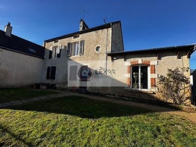 Maison - 121 m² - 5 pièces