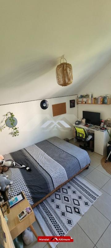 Maison traditionnelle - 75 m² - 4 pièces