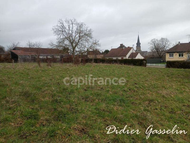 Terrain constructible - 1 089 m²