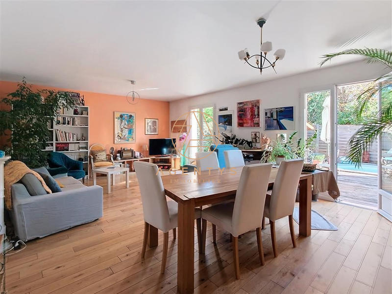 Maison - 136 m² - 7 pièces