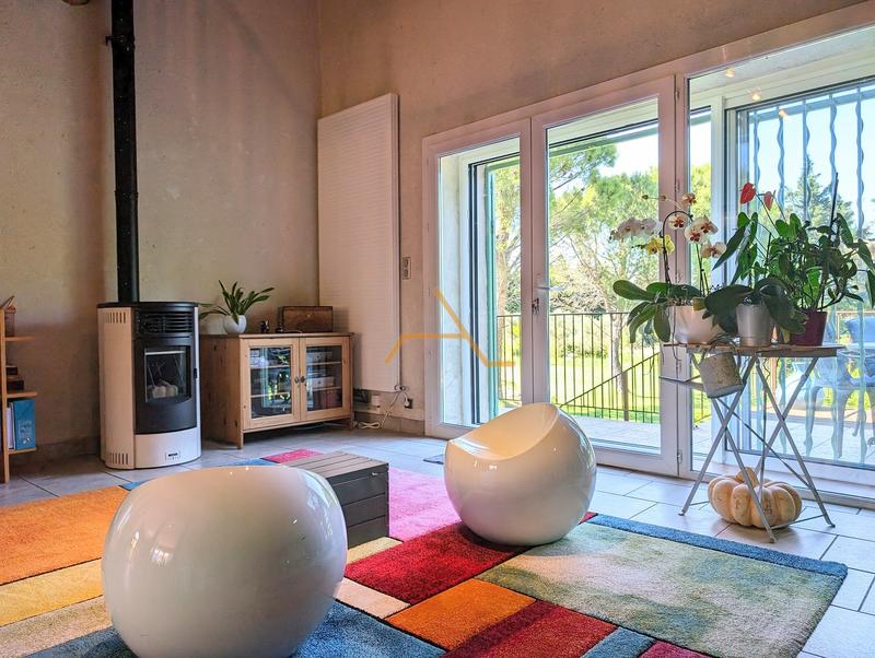 Maison en pierre - 263 m² - 8 pièces