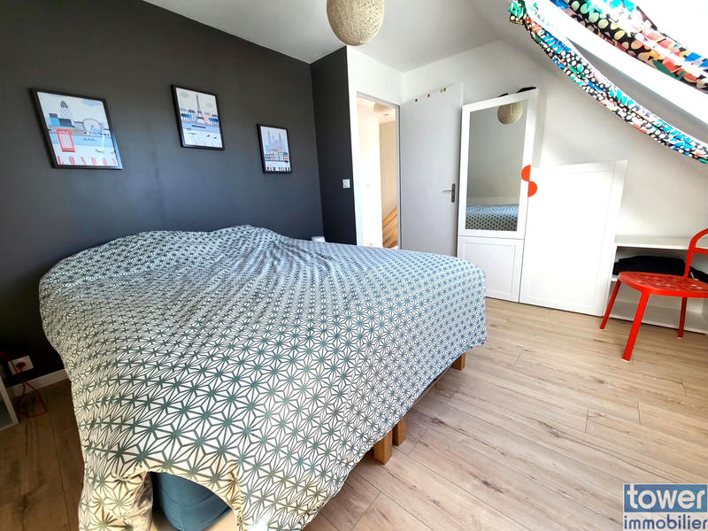 Propriété - 330 m² - 13 pièces