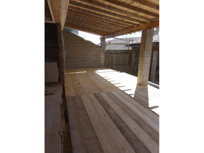 Maison - 250 m² - 8 pièces