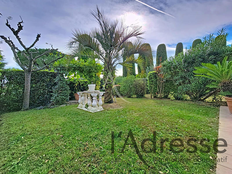 Appartement - 98 m² - 4 pièces