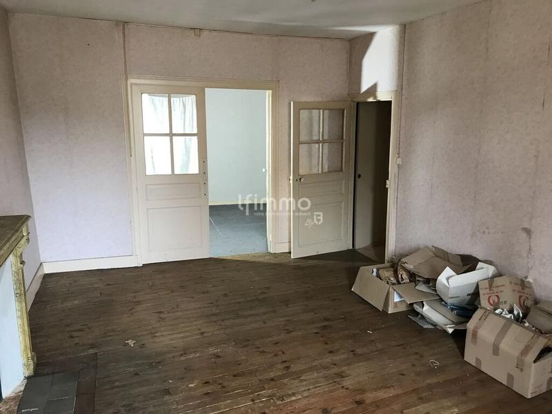 Maison de village - 300 m² - 15 pièces