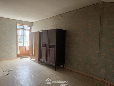 Maison - 80 m² - 5 pièces