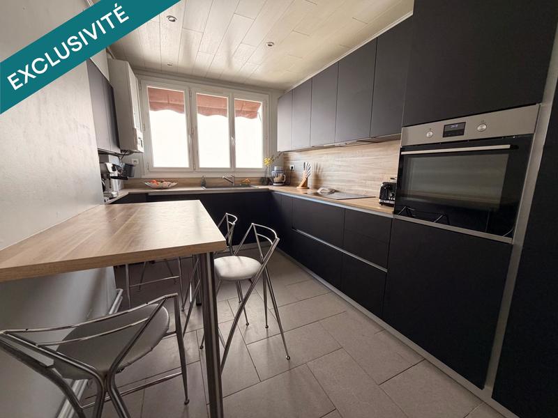 Duplex - 136 m² - 5 pièces