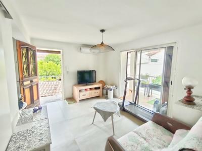 Maison - 149 m² - 9 pièces