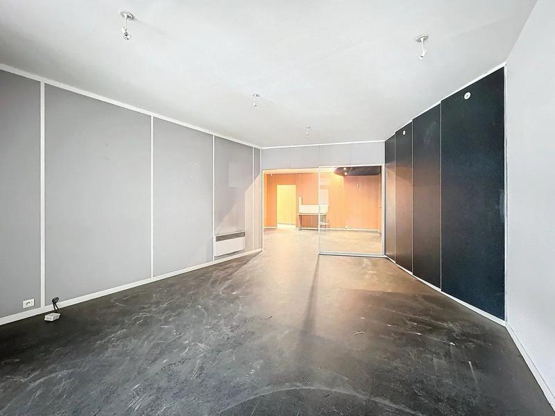 Bureau - 245 m² - 1 pièce