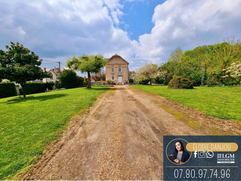 Demeure - 180 m² - 6 pièces