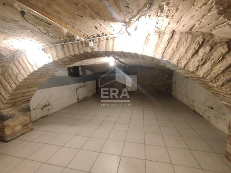 Local commercial - 1 815 m²